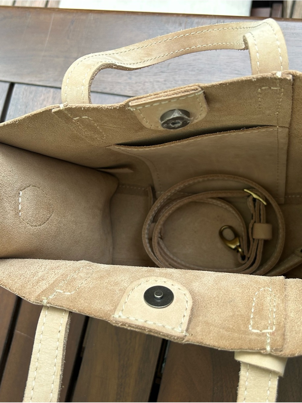 Portland Leather Lola Crossbody Tote Dragon Bone (Light Beige Suede) with Tassel - Picture 3 of 6